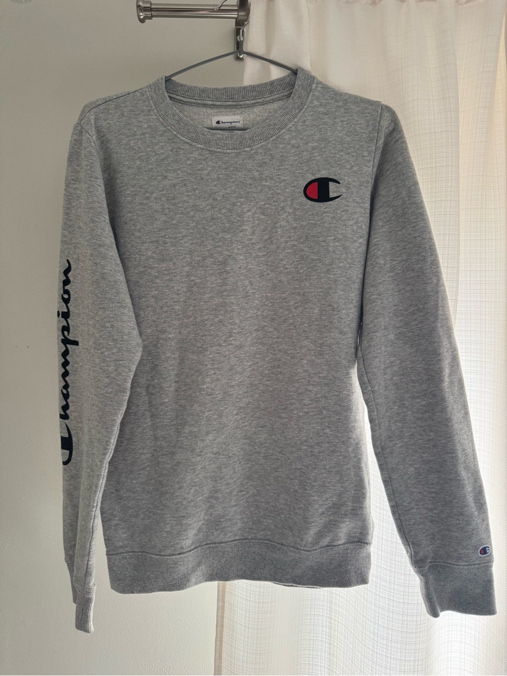 Champion Vintage Grey Crewneck Sweatshirt